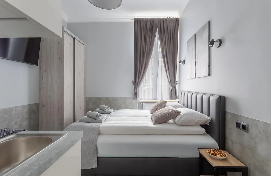 Serenity Elegant Apartments Krakow-1